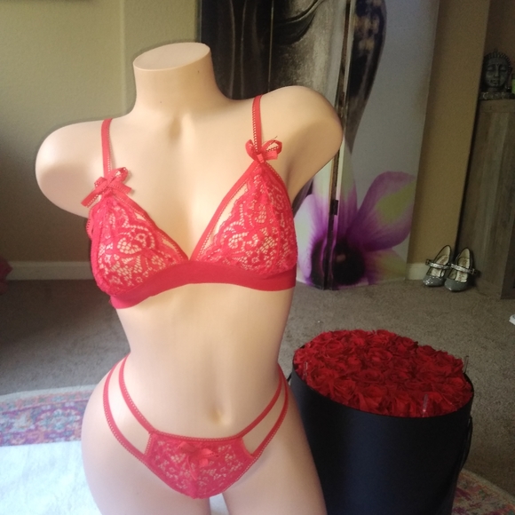 STRAWBERRY KISS🍓LINGERIE🍓 - Picture 3 of 5